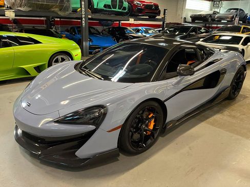 Used 2019 McLaren 600LT RWD image 27
