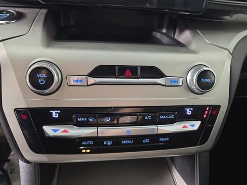 Used 2021 Ford Explorer XLT w/ Class III Trailer Tow Package image 20