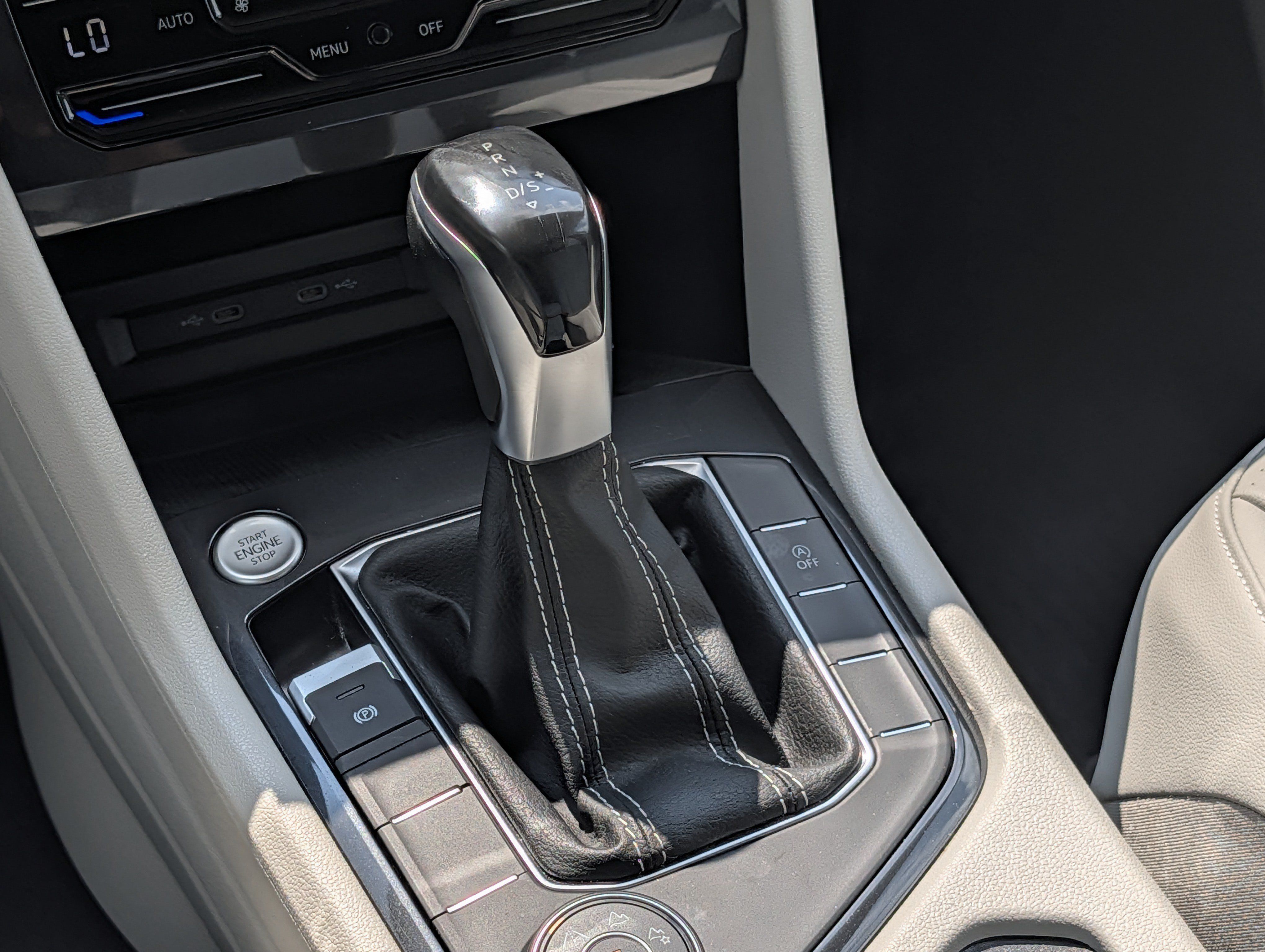 Certified 2022 Volkswagen Tiguan SE AWD/4WD image 27