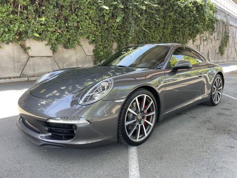 Used 2013 Porsche 911 Carrera S RWD image 5