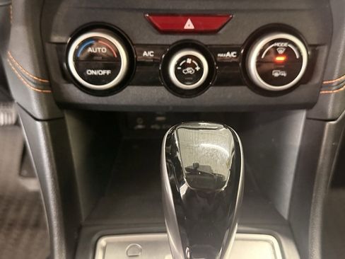 Used 2021 Subaru Crosstrek 2.0i Premium image 29