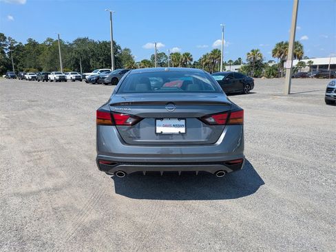 New 2025 Nissan Altima 2.5 SV w/ SV Special Edition Package image 4