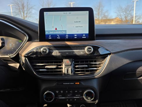 Used 2020 Ford Escape Titanium w/ Titanium Premium Package 2.0 image 8