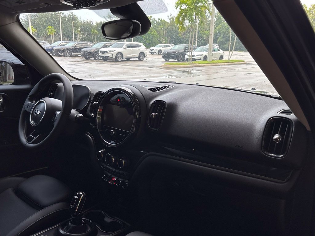 Used 2024 MINI Cooper Countryman S FWD image 16