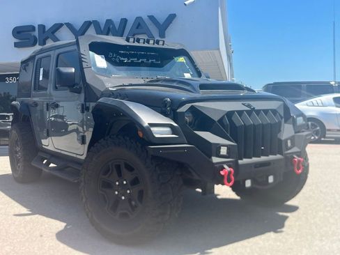 Used 2021 Jeep Wrangler Unlimited Sport AWD/4WD image 1