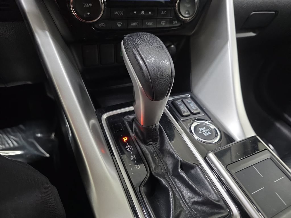 Used 2018 Mitsubishi Eclipse Cross SEL AWD/4WD image 23