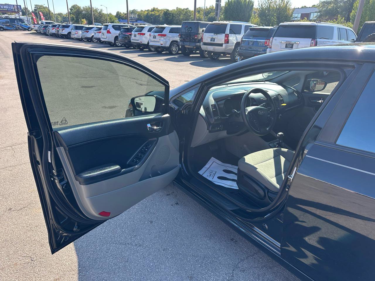 Used 2016 Kia Forte LX FWD image 15