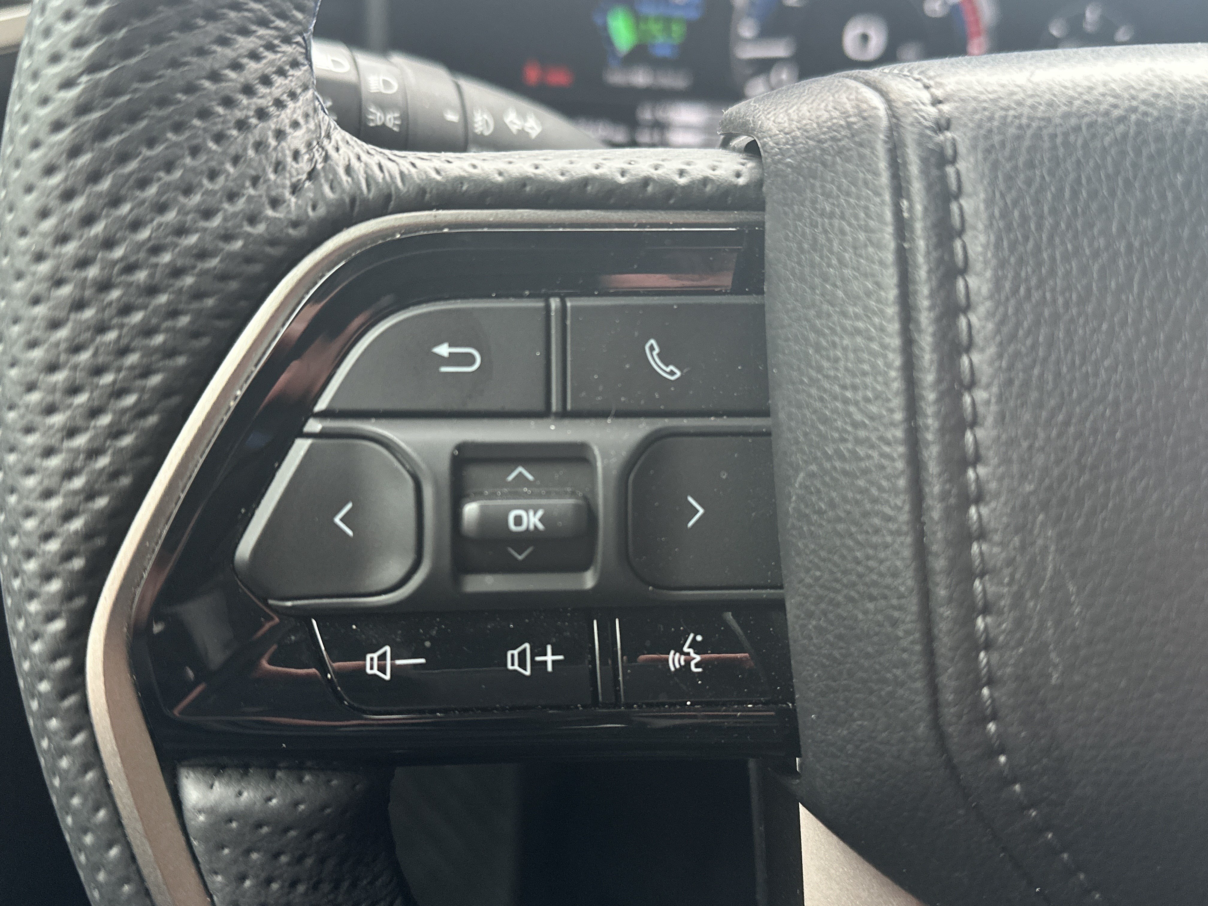 Used 2026 Toyota Tundra Platinum AWD/4WD image 18