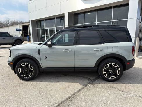 Used 2023 Ford Bronco Sport Outer Banks w/ Tech Package image 4