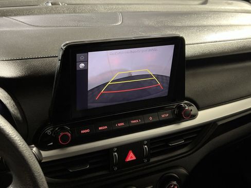 Used 2023 Kia Forte LXS w/ LXS Technology Package image 17