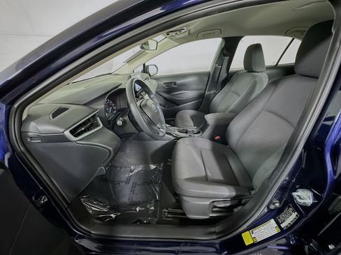 Used 2024 Toyota Corolla LE image 12