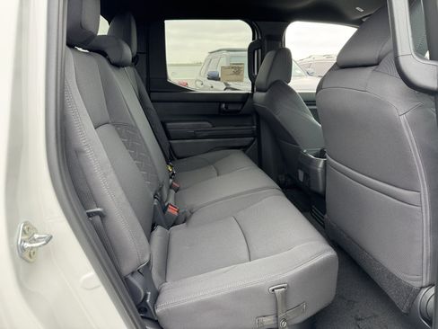 New 2025 Toyota Tacoma SR5 image 5