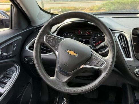 Used 2024 Chevrolet Malibu LT image 13