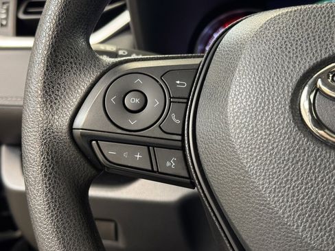 Used 2023 Toyota RAV4 LE image 31