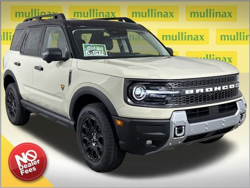 New 2025 Ford Bronco Sport Badlands image 1