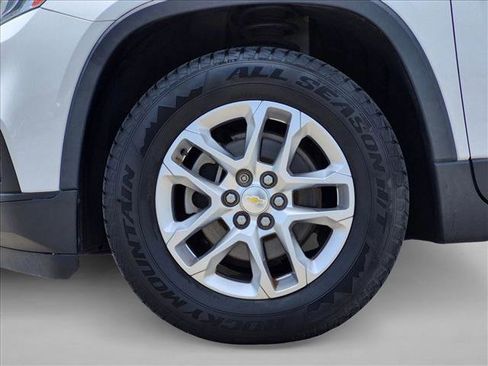 Used 2019 Chevrolet Traverse LS FWD image 24