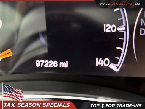 Used 2018 Jeep Grand Cherokee Altitude image 23