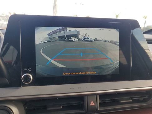 Certified 2023 Toyota Prius Prime SE image 19