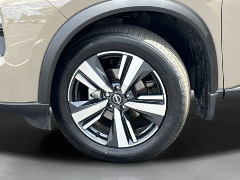 Certified 2024 Nissan Rogue SL w/ SL Premium Package image 42