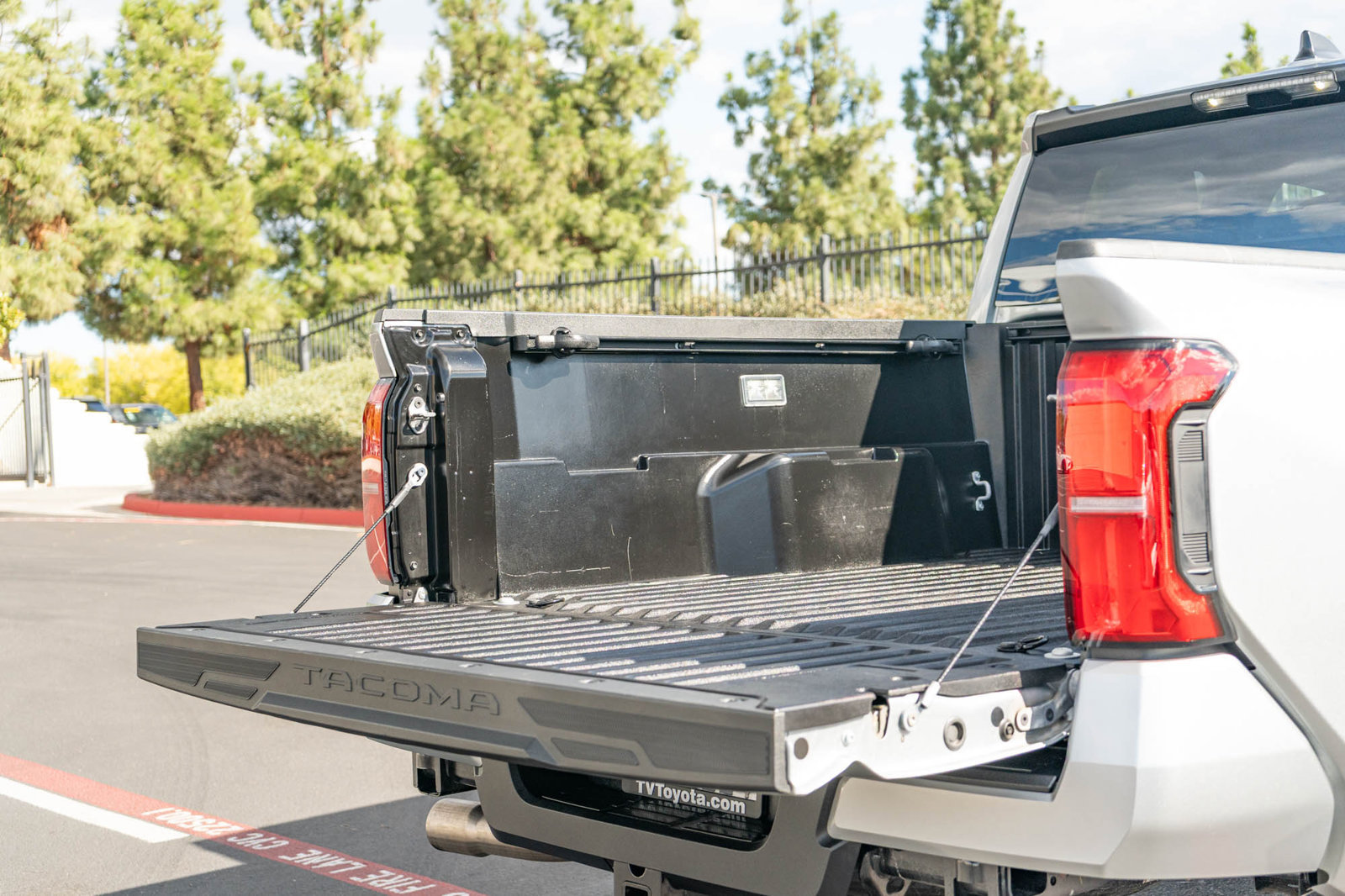 Certified 2026 Toyota Tacoma SR5 AWD/4WD image 22