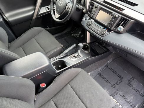 Used 2018 Toyota RAV4 XLE image 16