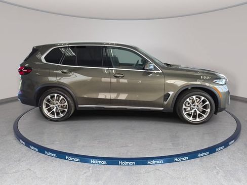 Used 2025 BMW X5 xDrive40i w/ Premium Package AWD/4WD image 5