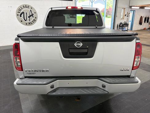 Used 2021 Nissan Frontier S AWD/4WD image 4