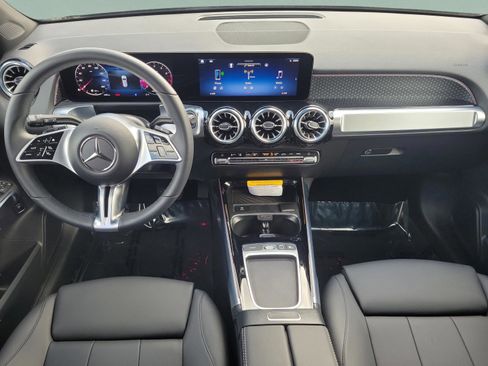 Certified 2025 Mercedes-Benz GLB 250 image 15