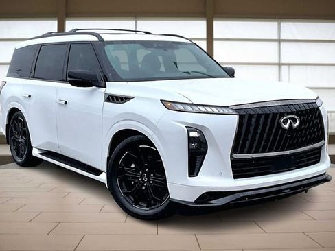 Certified 2026 INFINITI QX80 4WD image 12