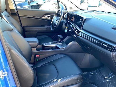 Used 2026 Kia Sportage EX w/ EX Panorama Roof Package image 33