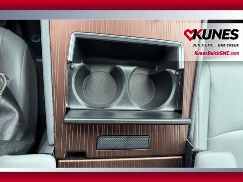 Used 2024 Toyota Sienna XLE image 26