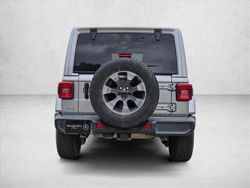 Used 2018 Jeep Wrangler Unlimited Sahara w/ LED Lighting Group image 6