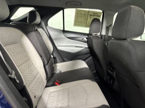 Used 2022 Chevrolet Equinox LS FWD image 21