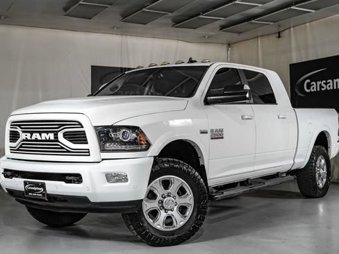 Used 2018 RAM 2500 Laramie w/ Sport Appearance Group AWD/4WD image 4