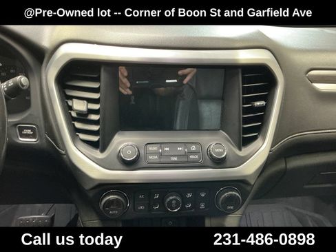 Used 2019 GMC Acadia SLT AWD/4WD image 19