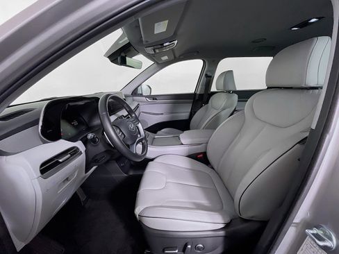 Used 2024 Hyundai Palisade SEL AWD/4WD image 13