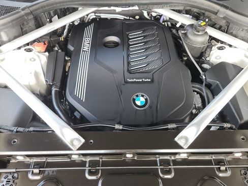 Used 2021 BMW X5 sDrive40i w/ M Sport Package RWD image 25