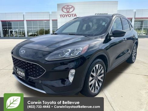 Used 2020 Ford Escape Titanium AWD/4WD image 7
