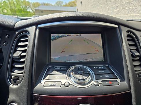 Used 2017 INFINITI QX50 AWD w/ Premium Package image 24
