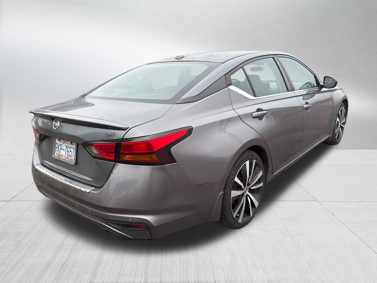 Used 2020 Nissan Altima 2.5 SR FWD image 10