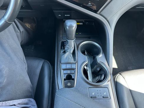 Used 2023 Toyota Camry XSE FWD image 18