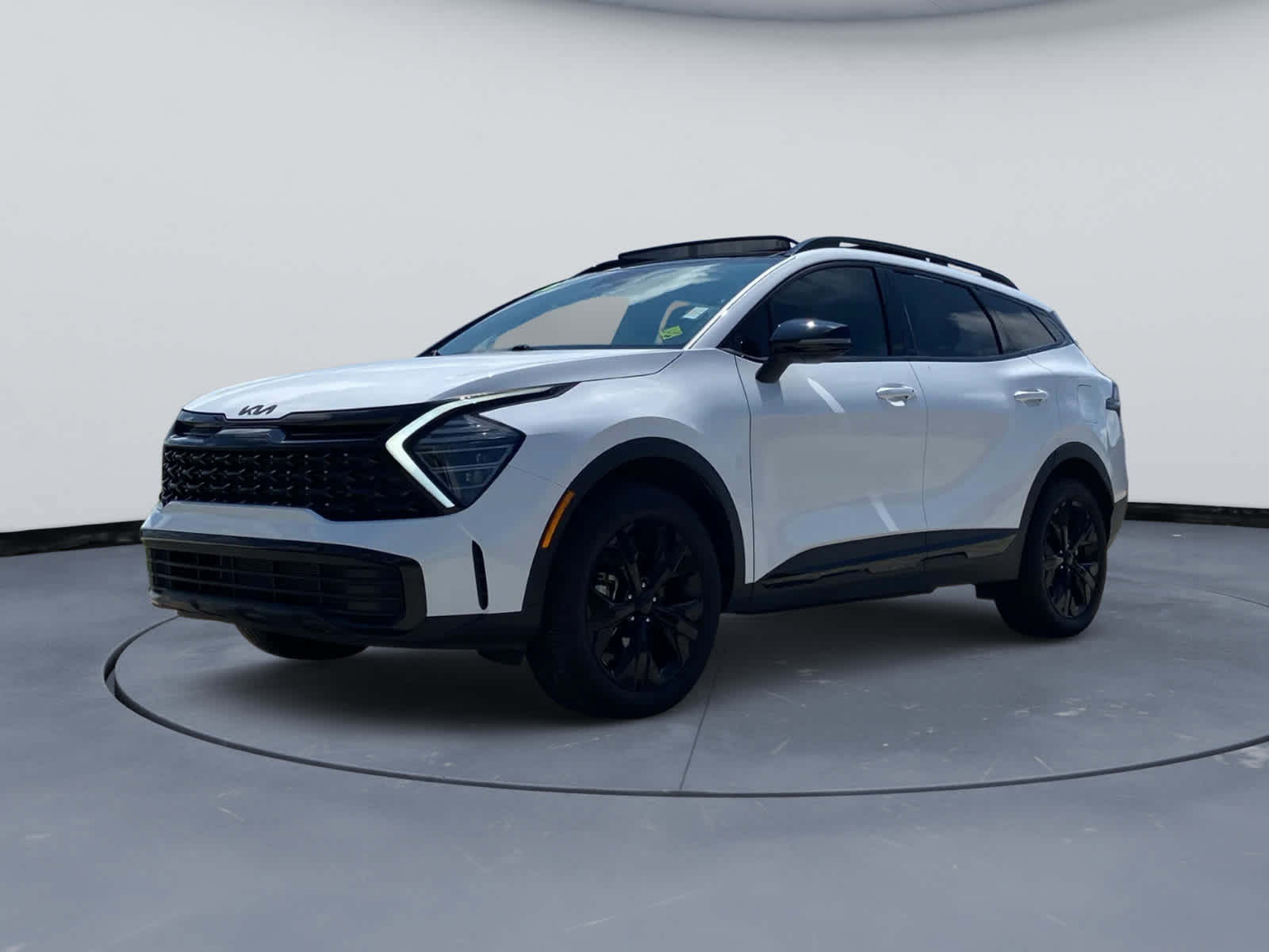 Used 2025 Kia Sportage X-Line w/ Premium Package AWD/4WD image 2