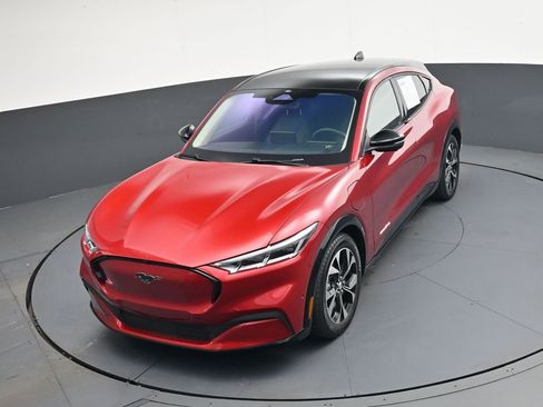 Used 2021 Ford Mustang Mach-E Premium image 29