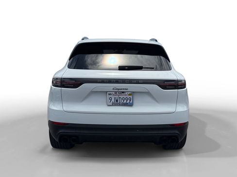 Used 2022 Porsche Cayenne AWD/4WD image 4