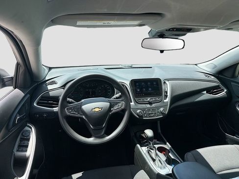 Used 2023 Chevrolet Malibu LS FWD image 23