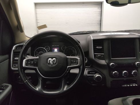 Used 2019 RAM 1500 Big Horn RWD image 22