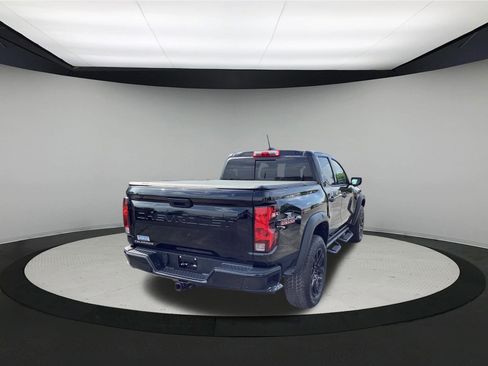 Used 2023 Chevrolet Colorado Trail Boss w/ Advanced Trailering Package AWD/4WD image 8