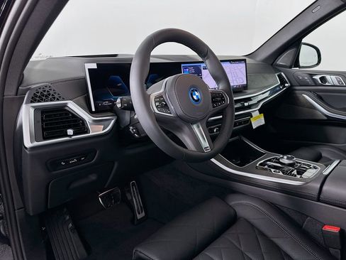 New 2026 BMW X5 xDrive50e w/ Executive Package image 9