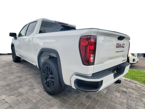 New 2026 GMC Sierra 1500 Elevation image 4
