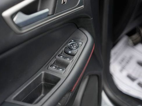 Used 2024 Ford Edge ST-Line image 28